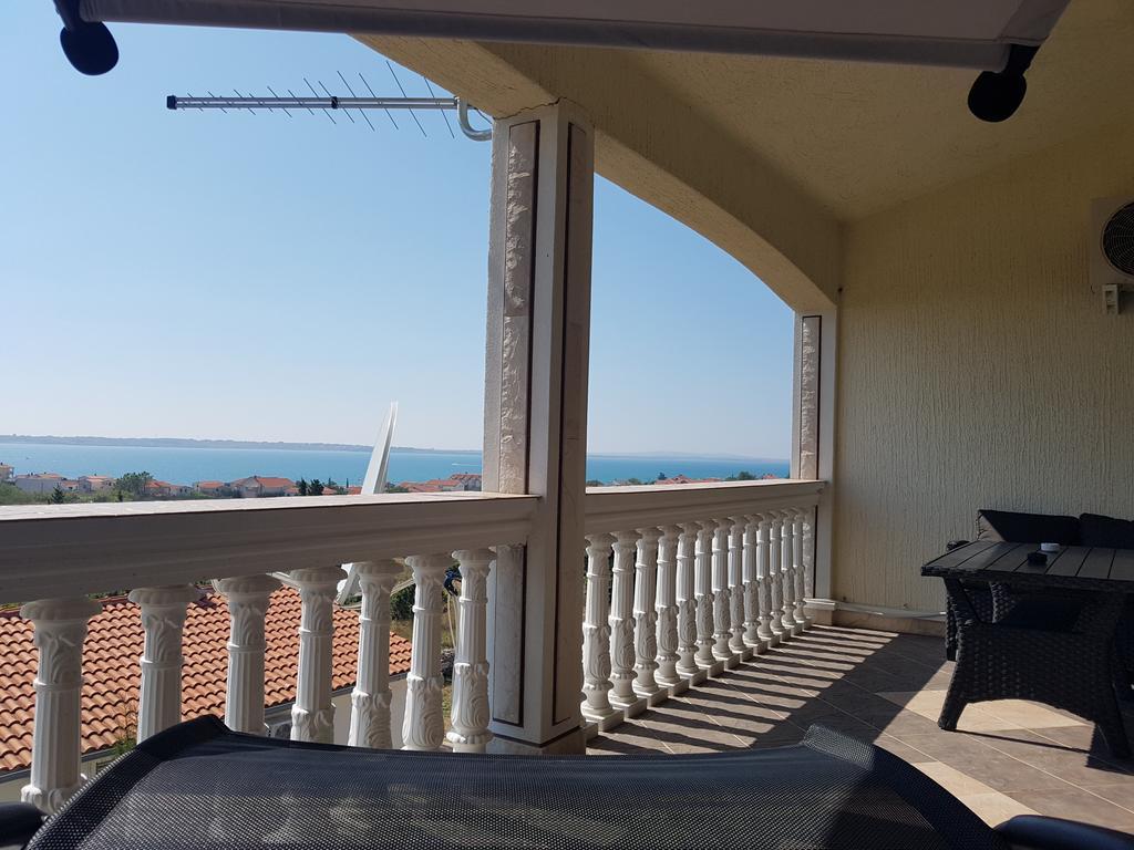 Elizabeta Apartments Nin Εξωτερικό φωτογραφία