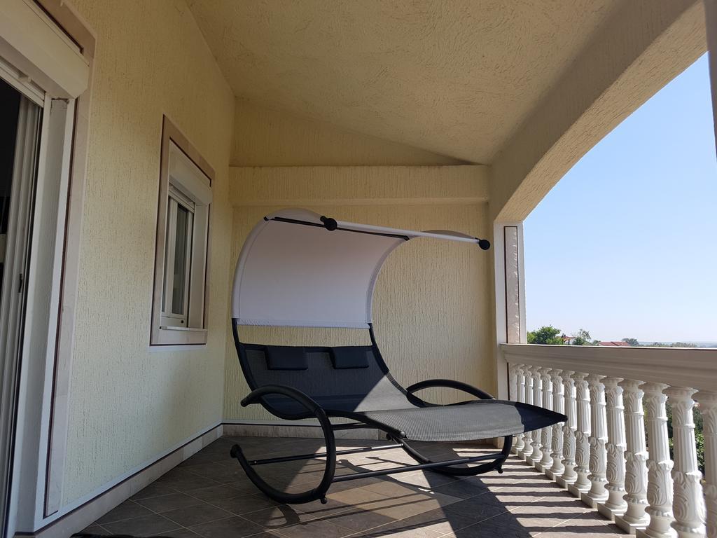 Elizabeta Apartments Nin Εξωτερικό φωτογραφία